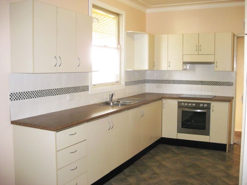 12 Hampden Street, Kurri Kurri NSW 2327