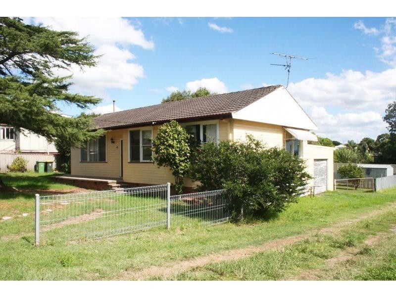 12 Hampden Street, Kurri Kurri NSW 2327