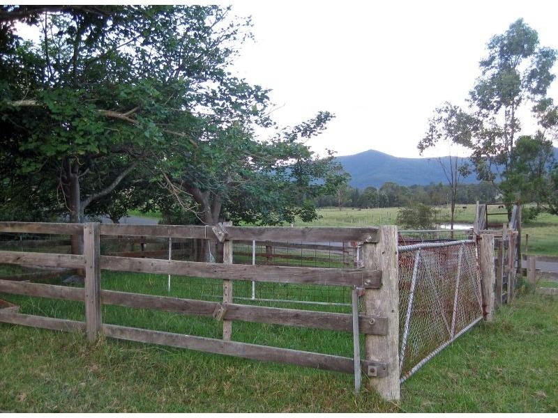 22 Rodney Road, Mount Vincent NSW 2323