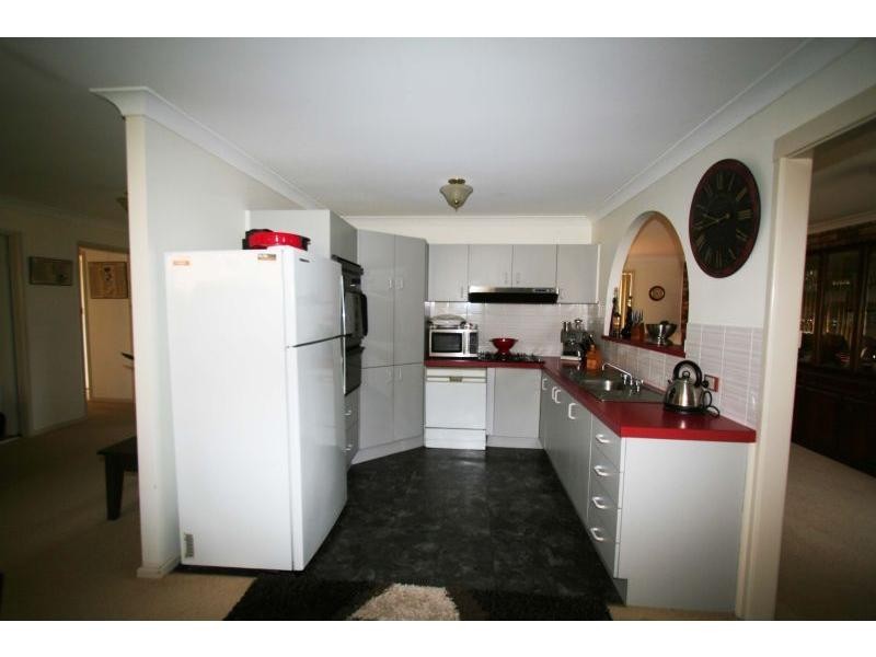 18 Comerford Close, Aberdare NSW 2325