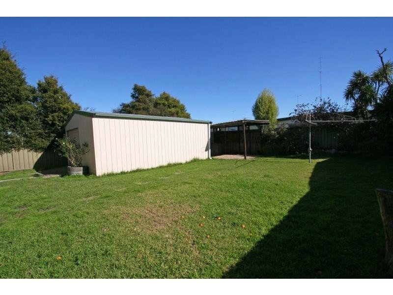 2 Condon Avenue, Cessnock NSW 2325