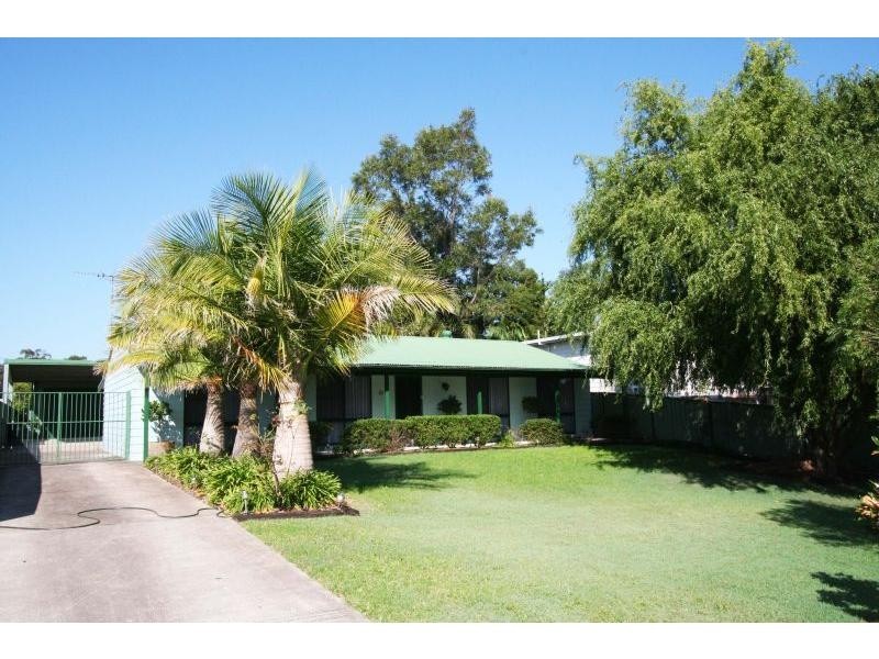 12 Stuart Street, Abernethy NSW 2325