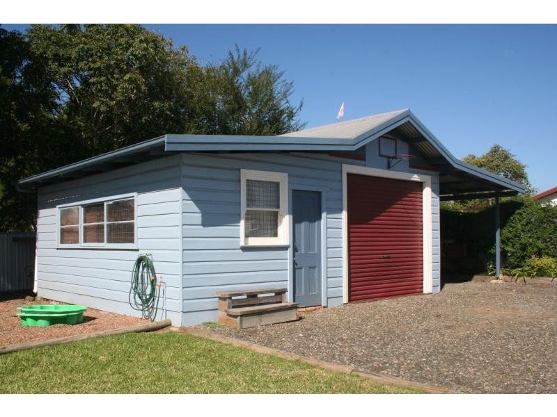 9 Edith Street, Cessnock NSW 2325