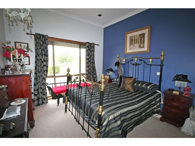 1281 Leggetts Drive, Mount Vincent NSW 2323