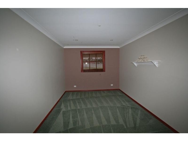 15 Murray Street, Abernethy NSW 2325