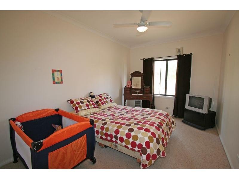 68 Rugby Street, Ellalong NSW 2325