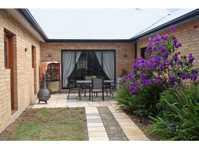 68 Rugby Street, Ellalong NSW 2325