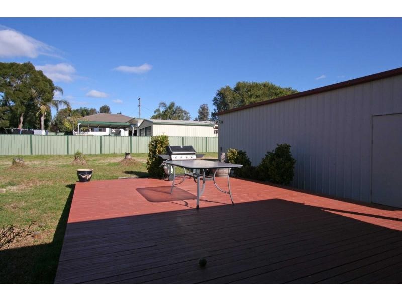 20 Eighth Street, Weston NSW 2326