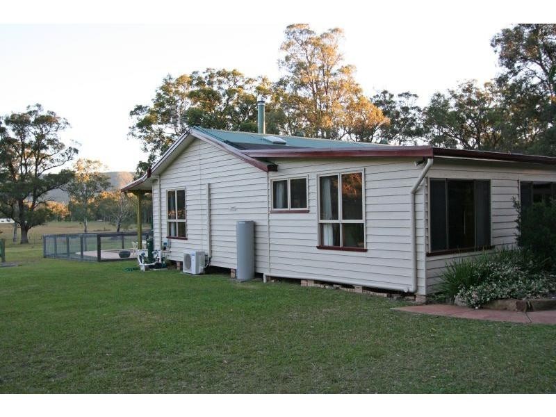 67 Whitings Lane, Quorrobolong NSW 2325