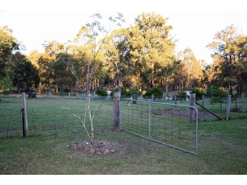 67 Whitings Lane, Quorrobolong NSW 2325