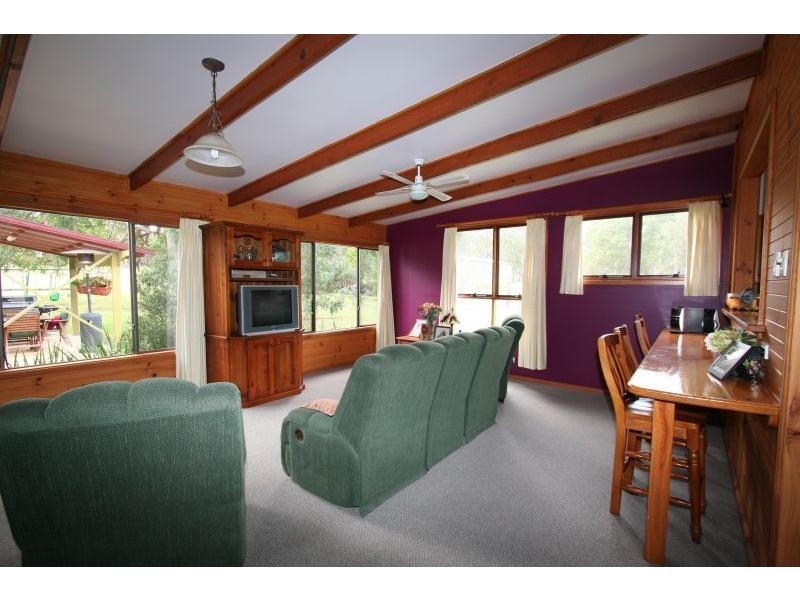 67 Whitings Lane, Quorrobolong NSW 2325