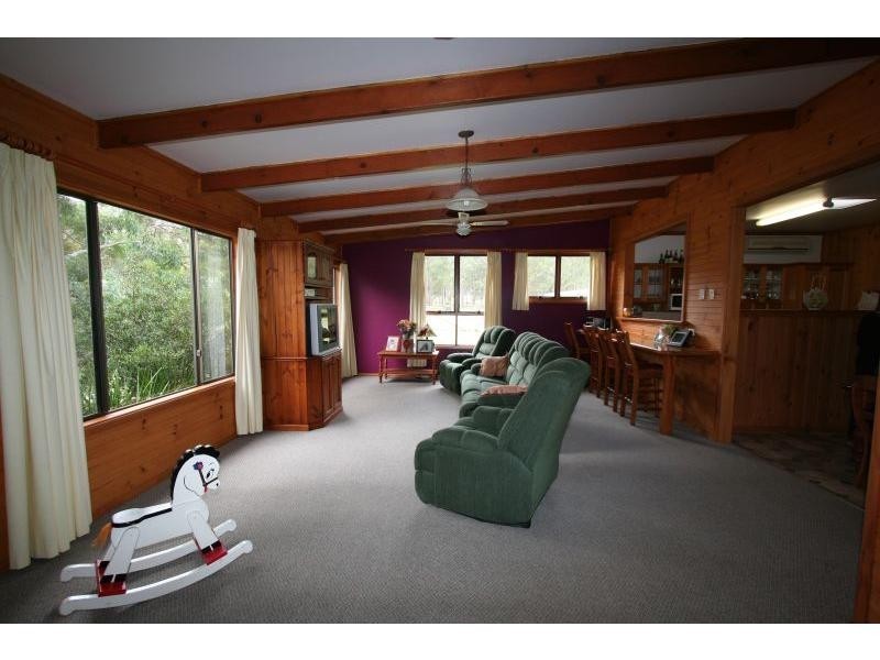 67 Whitings Lane, Quorrobolong NSW 2325