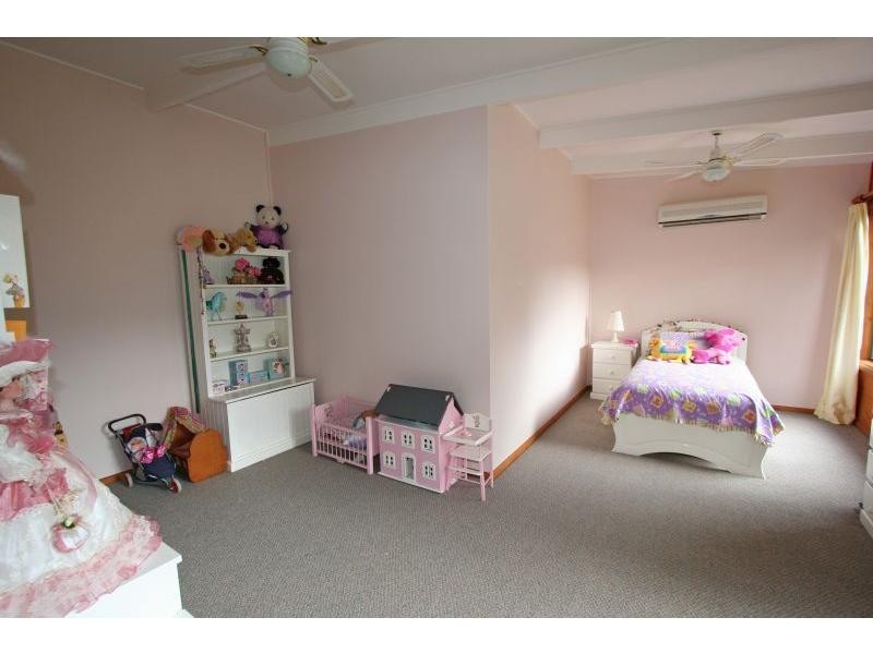 67 Whitings Lane, Quorrobolong NSW 2325