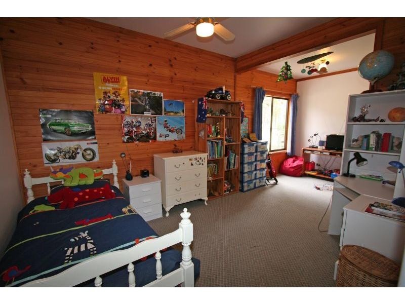 67 Whitings Lane, Quorrobolong NSW 2325