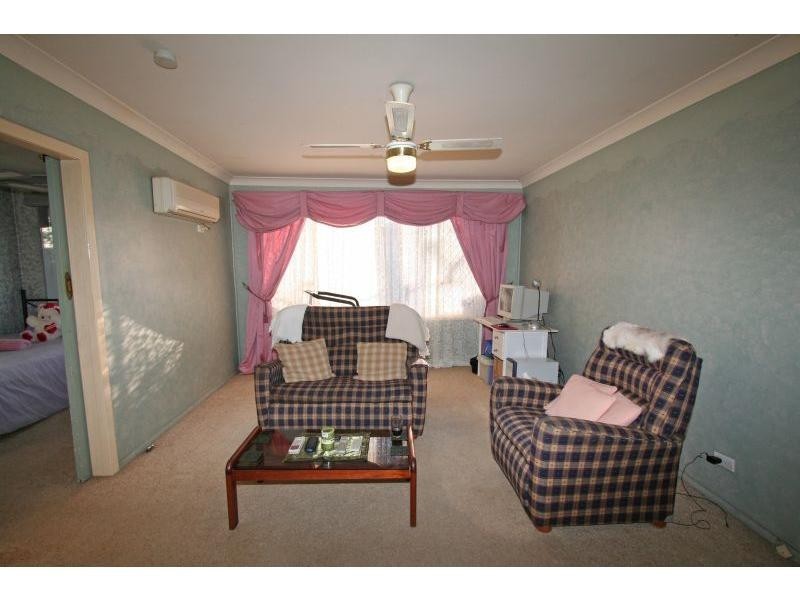 17 Edgeworth Street, Cessnock NSW 2325
