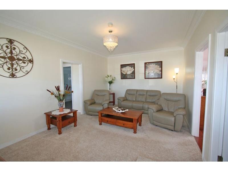 19 Quarrybylong Street, Cessnock NSW 2325