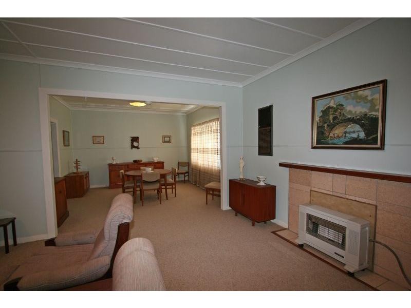 12 Goulburn Street, Abermain NSW 2326