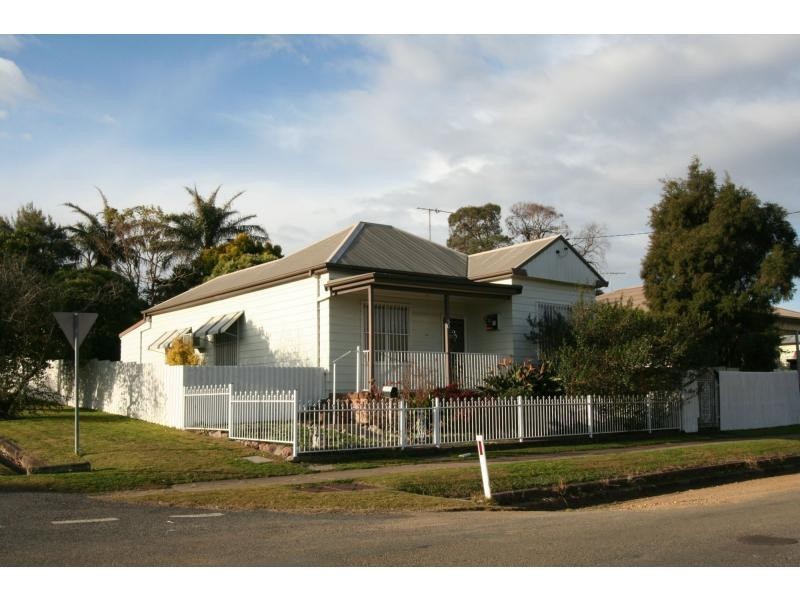 50 Hall Street, Cessnock NSW 2325