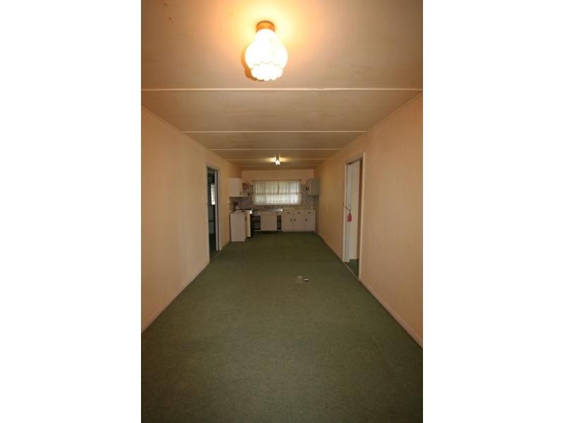 5 Cooma Street, Abermain NSW 2326