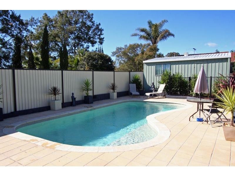 4 Colliery Street, Aberdare NSW 2325