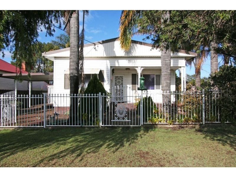17 Edgeworth Street, Cessnock NSW 2325
