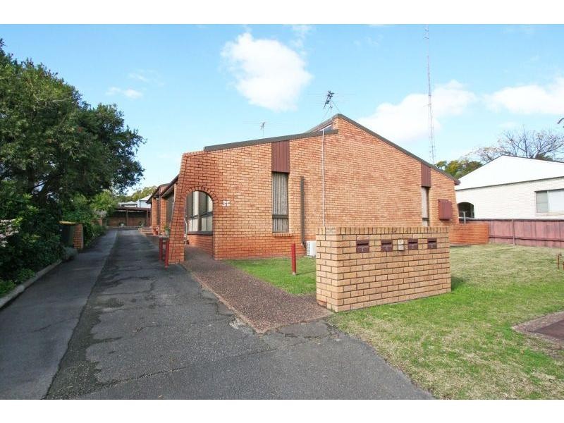 3/36 Cumberland Street, Cessnock NSW 2325