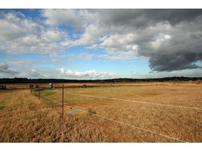 72 Wine Country Drive, Nulkaba NSW 2325