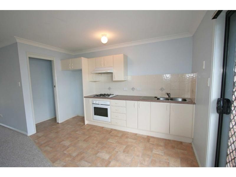 2,/7A Hickey Street, Cessnock NSW 2325