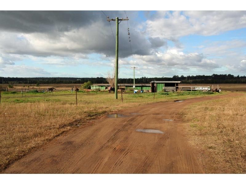 72 Wine Country Drive, Nulkaba NSW 2325