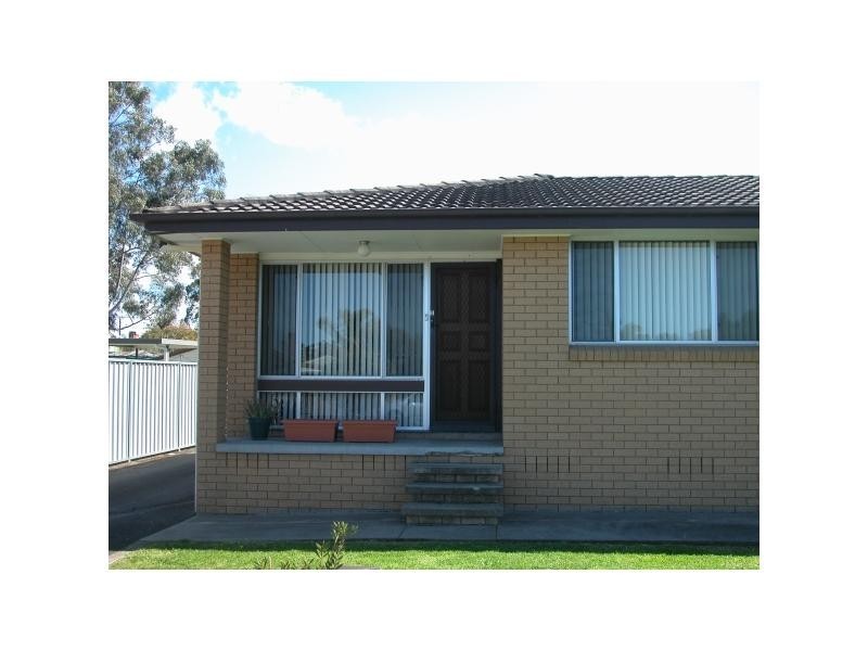 1/8 Clare Street, Cessnock NSW 2325