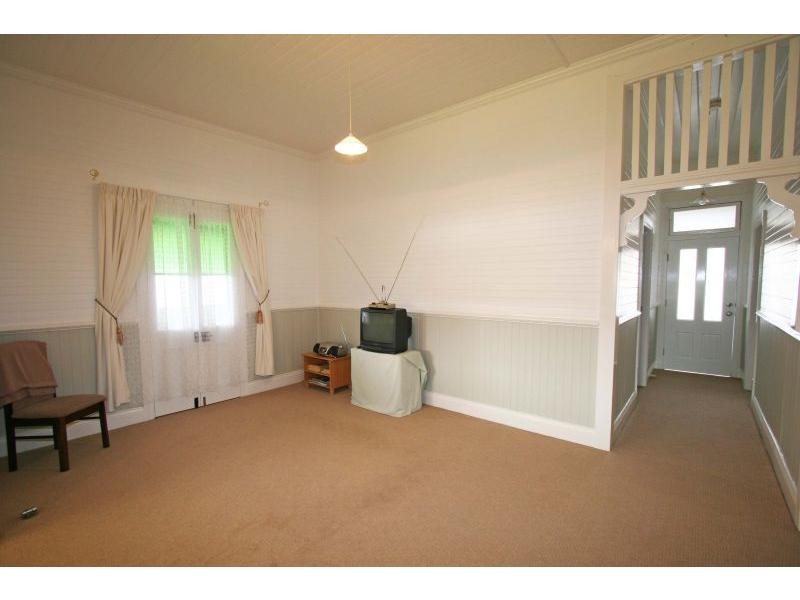 4 Gordon Avenue, Cessnock NSW 2325