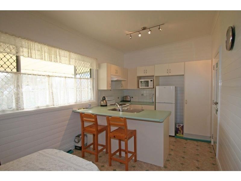 4 Gordon Avenue, Cessnock NSW 2325