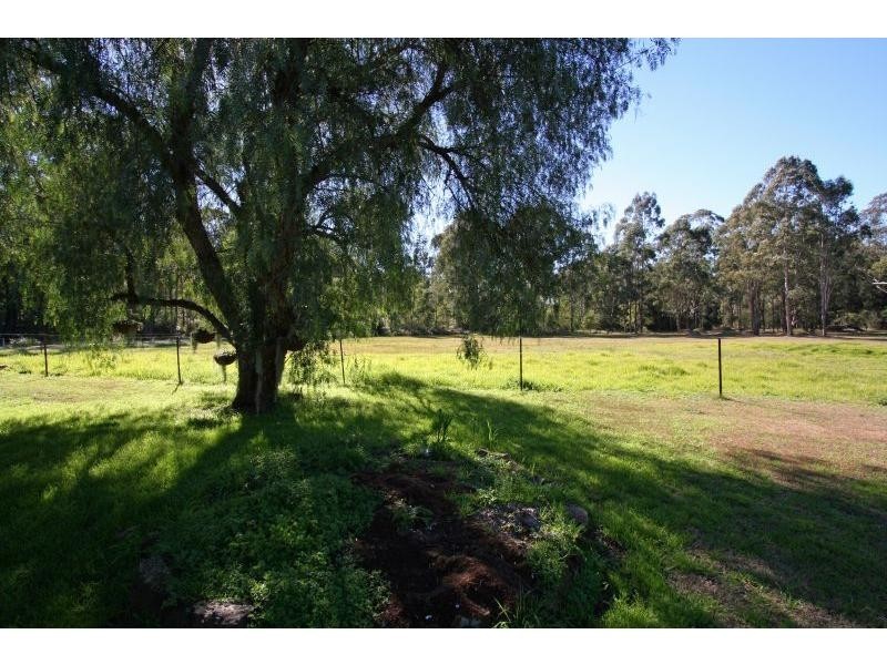 311 Neath Road, Kearsley NSW 2325