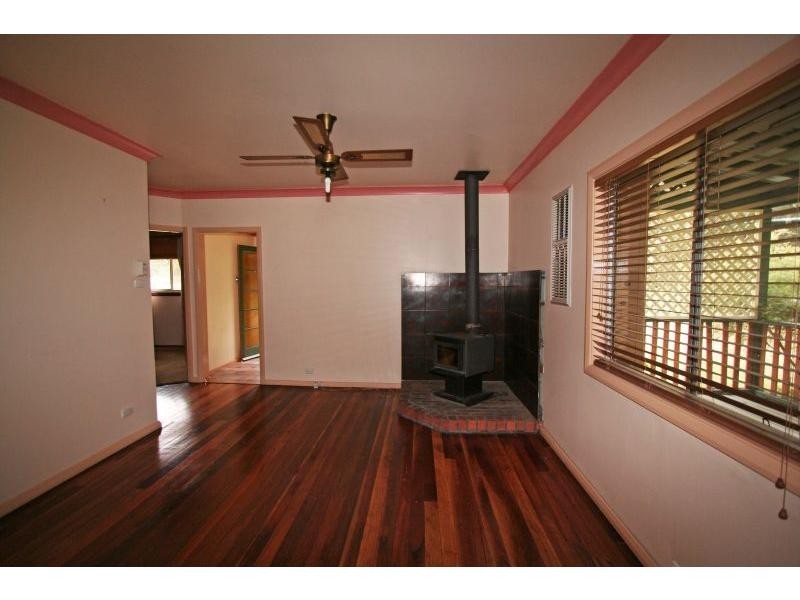 311 Neath Road, Kearsley NSW 2325