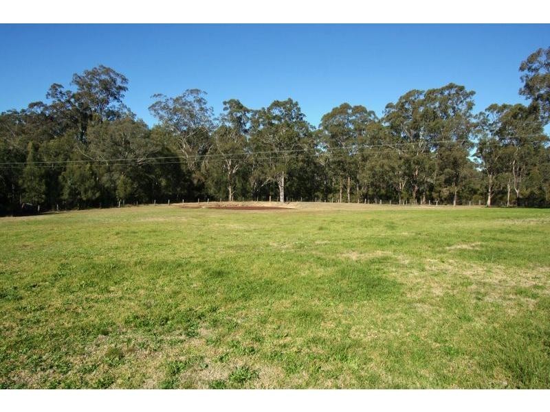 311 Neath Road, Kearsley NSW 2325