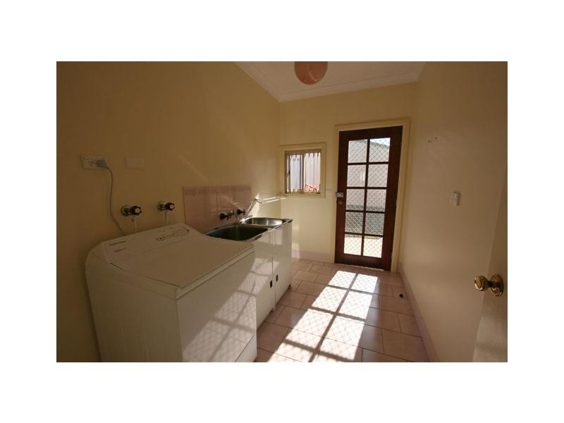 30 Margaret Street, Cessnock NSW 2325