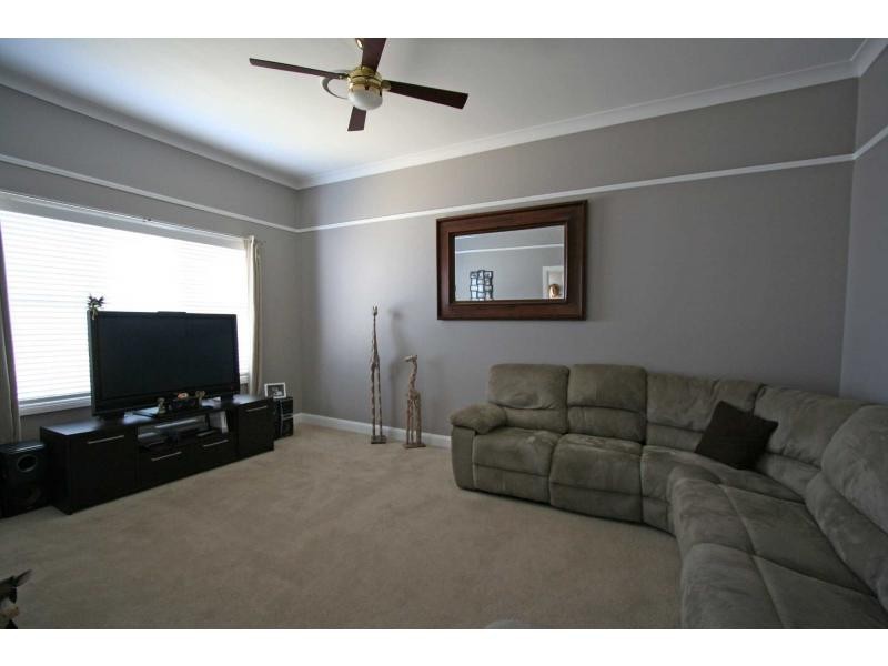 12 George Street, Cessnock NSW 2325