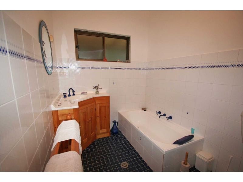 25 Wollong Road, Quorrobolong NSW 2325