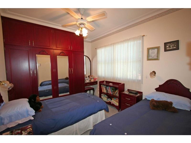 38 Mills Crescent, Cessnock NSW 2325