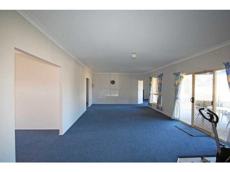 33 John Street, Ellalong NSW 2325