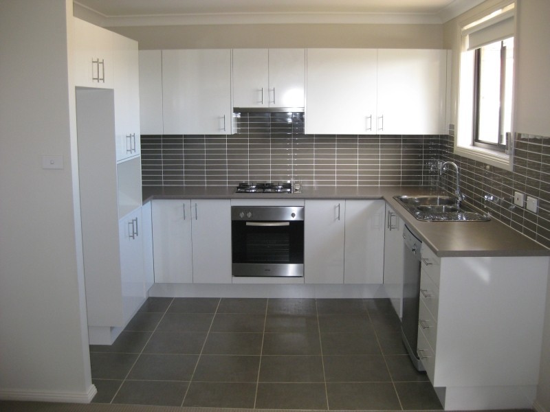 Unit 3/9 King Street, Cessnock NSW 2325