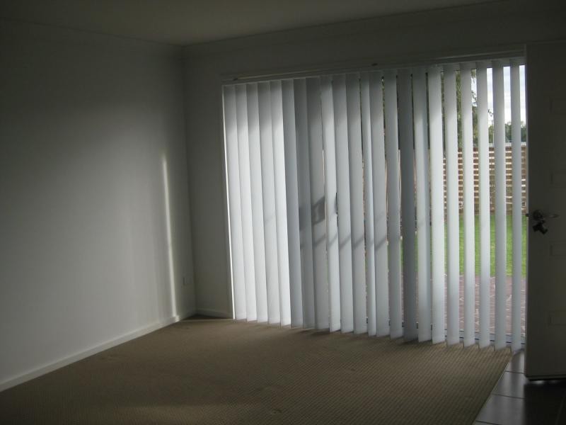 Unit 4/1-3 Desmond Street, Cessnock NSW 2325