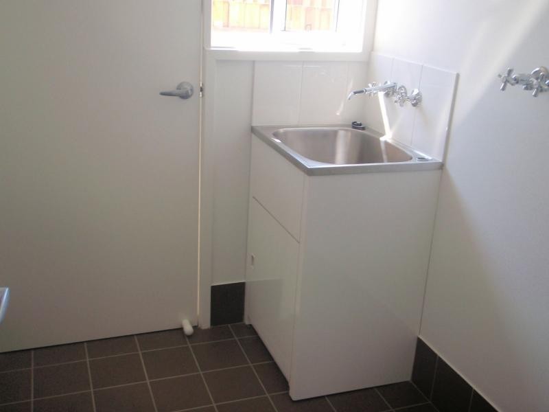 Unit 4/1-3 Desmond Street, Cessnock NSW 2325