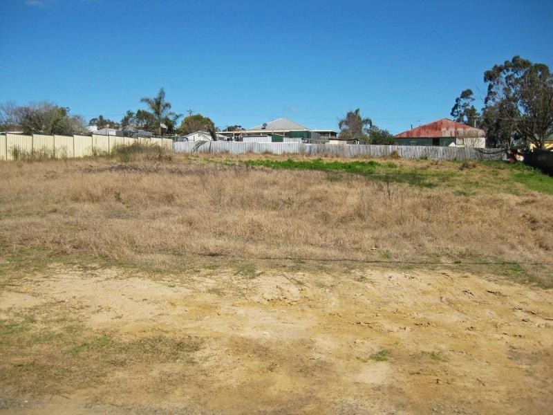 35 John Street, Ellalong NSW 2325