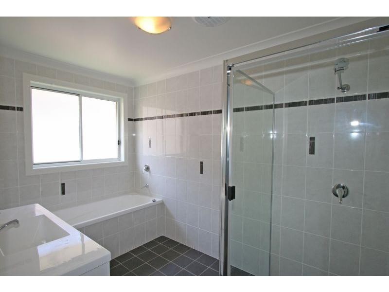 15 Fairview Place, Cessnock NSW 2325
