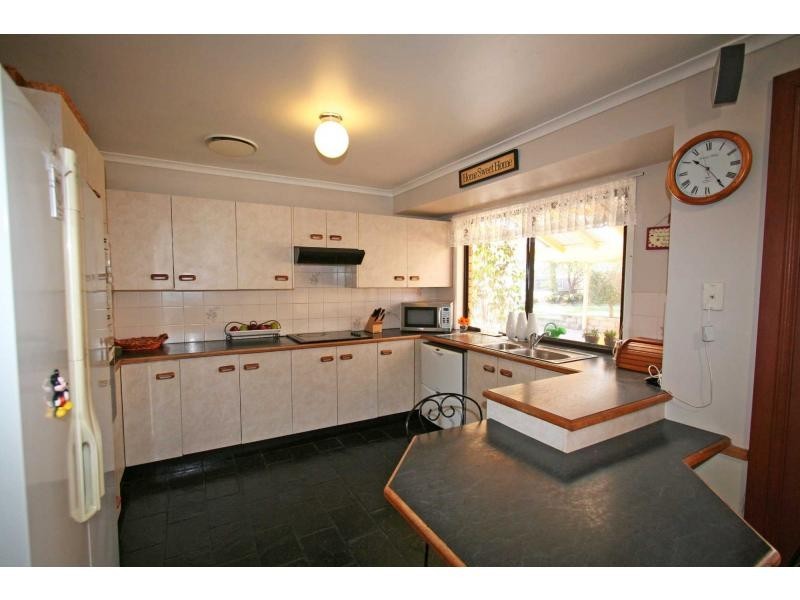 119 Macquarie Avenue, Cessnock NSW 2325