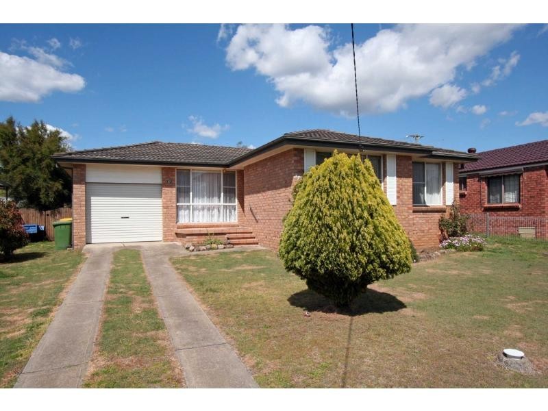 37 Mavis Street, Cessnock NSW 2325