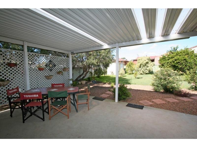 37 Mavis Street, Cessnock NSW 2325