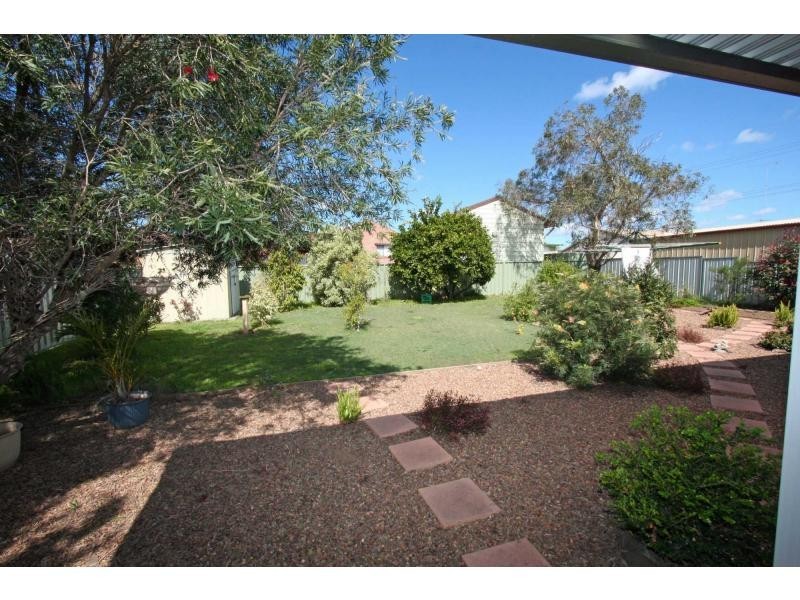 37 Mavis Street, Cessnock NSW 2325