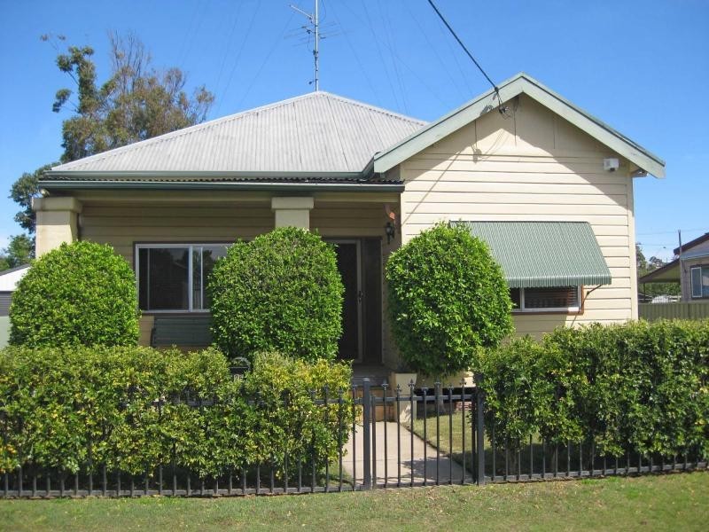 25 Church Street, Cessnock NSW 2325